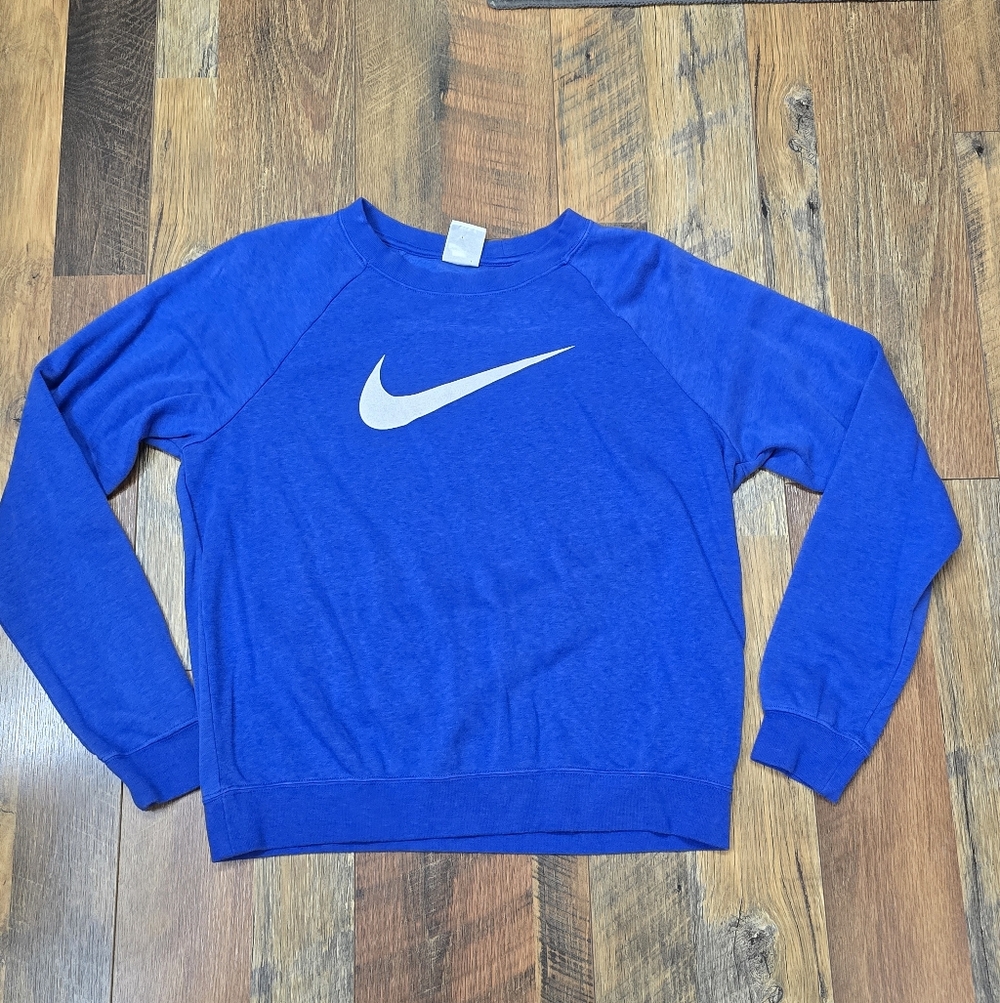 Womens NIKE Crewneck Sweatshirt